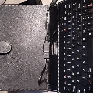 Universal USB keyboard case
